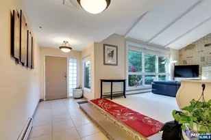 38 Ash St, Englewood Cliffs, NJ 07632 - Photo 5
