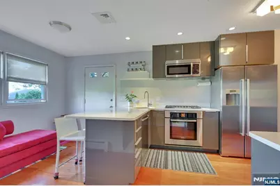 38 Ash Street, Englewood Cliffs, NJ 07632 - Photo 5