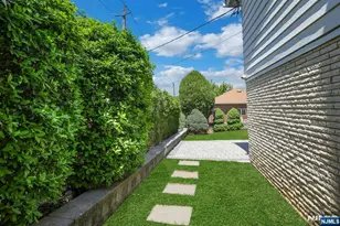 38 Ash St, Englewood Cliffs, NJ 07632 - Photo 23
