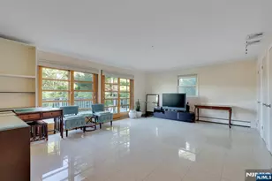 38 Ash St, Englewood Cliffs, NJ 07632 - Photo 3