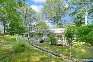 151 Page Dr, Oakland, NJ 07436 - Photo 41