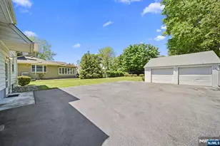 35 Mulder Ln, Midland Park, NJ 07432 - Photo 13