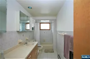 31 Marion Ave 2, Cliffside Park, NJ 07010 - Photo 7