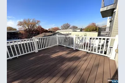 25 Wallis Avenue, Jersey City, NJ 07306 - Photo 13