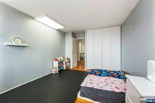 300 Winston Dr 318, Cliffside Park, NJ 07010 - Photo 23