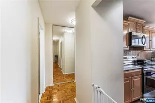 300 Winston Dr 318, Cliffside Park, NJ 07010 - Photo 15