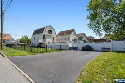 47 Van Pelt Place, Little Falls Township, NJ 07424 - Photo 19