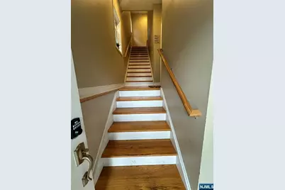 24 New Street 2 #2, Bayonne, NJ 07002 - Photo 3