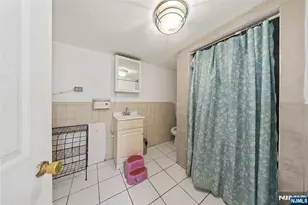14-16 Dey St, Paterson, NJ 07503 - Photo 35