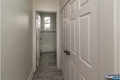140 W Allendale Avenue 2B #2B, Allendale, NJ 07401 - Photo 9