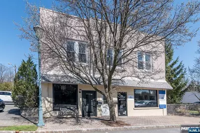 140 W Allendale Avenue 2B #2B, Allendale, NJ 07401 - Photo 1