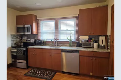 15-28 Parmelee Avenue 2 #2, Fair Lawn, NJ 07410 - Photo 11