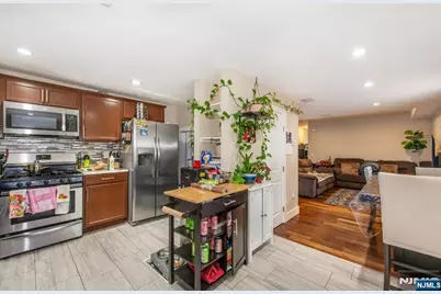 21 Chestnut Street, Garfield, NJ 07026 - Photo 5