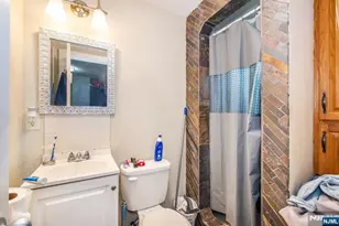 21 Chestnut St, Garfield, NJ 07026 - Photo 15