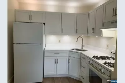 635B Ridge Road B #B, Lyndhurst Township, NJ 07071 - Photo 13