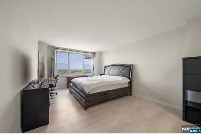 2100 Linwood Avenue 21J #21J, Fort Lee, NJ 07024 - Photo 11