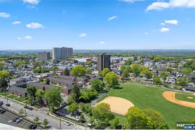 2100 Linwood Avenue 21J #21J, Fort Lee, NJ 07024 - Photo 19