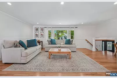 319 James Way, Wyckoff Township, NJ 07481 - Photo 9