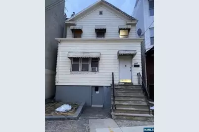 1702 Kennedy Boulevard, Jersey City, NJ 07305 - Photo 1