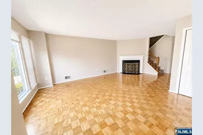 774 Sassafras Court, Mahwah, NJ 07430 - Photo 7