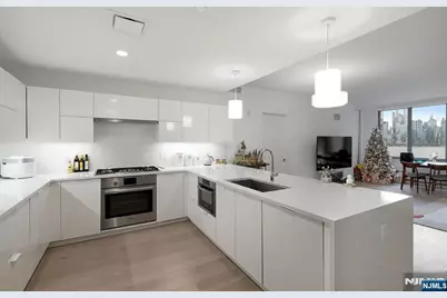 9 Ave At Port Imperial 713 #713, West New York, NJ 07093 - Photo 5