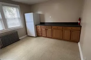 131 Rothwell Ave 1, Cliffside Park, NJ 07010 - Photo 9