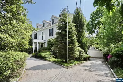 191 Hillside Avenue, Englewood, NJ 07631 - Photo 49