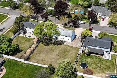5 Burnside Place, Wayne, NJ 07026 - Photo 7