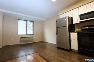 115 Polifly Road Gj2, Hackensack, NJ 07601 - Photo 9