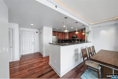 6402 City Place, Edgewater, NJ 07020 - Photo 11