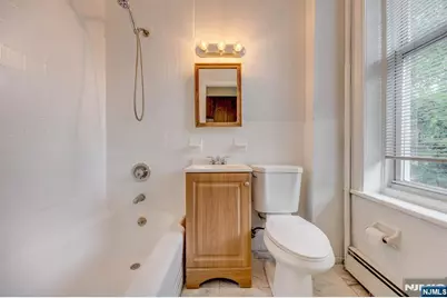 147 New York Avenue 202 #202, Jersey City, NJ 07307 - Photo 21