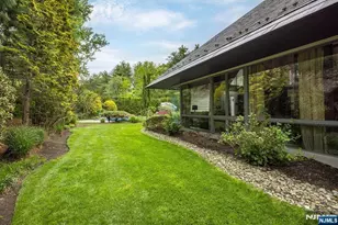 4 Hunter Ridge, Woodcliff Lake, NJ 07677 - Photo 5
