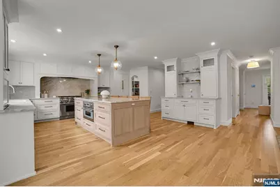 331 Wastena Terrace, Ridgewood, NJ 07450 - Photo 3