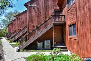 3 Red Lodge Dr 3, Vernon, NJ 07462 - Photo 17
