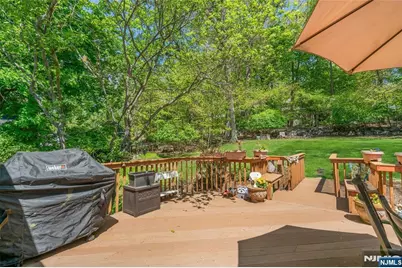 109 Malcolm Road, Mahwah, NJ 07430 - Photo 37