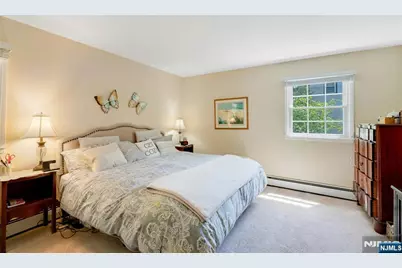 109 Malcolm Road, Mahwah, NJ 07430 - Photo 33