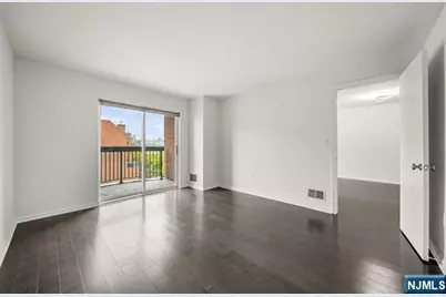 504 Williams Court, Edgewater, NJ 07020 - Photo 15