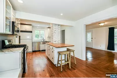 15 Bergen Street, Glen Rock, NJ 07452 - Photo 9