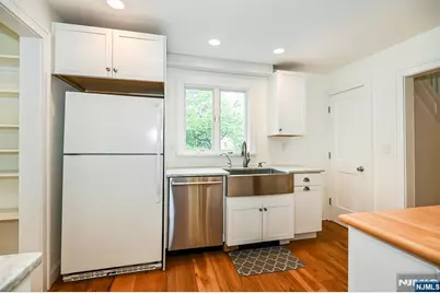 15 Bergen Street, Glen Rock, NJ 07452 - Photo 13