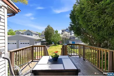 410 Poplar Avenue, Maywood, NJ 07607 - Photo 15
