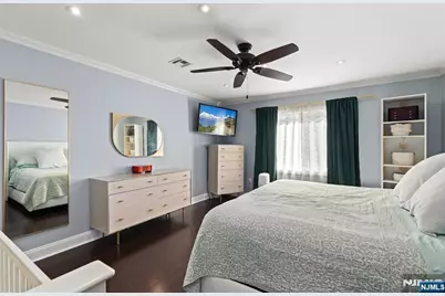 8200C Bulls Ferry Road 10 #10, North Bergen, NJ 07047 - Photo 17