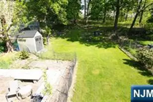 510 Studio Road 2, Ridgefield, NJ 07657 - Photo 7