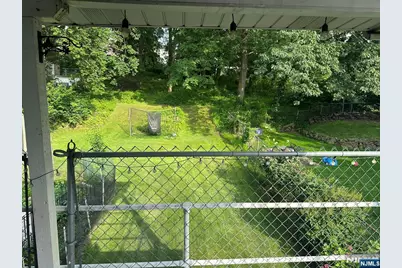 510 Studio Road 2 #2, Ridgefield, NJ 07657 - Photo 5