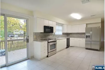 56 Demott Street A #A, Tenafly, NJ 07670 - Photo 3