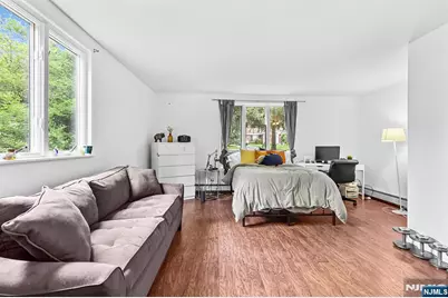 8 Halsey Lane, Closter, NJ 07624 - Photo 11