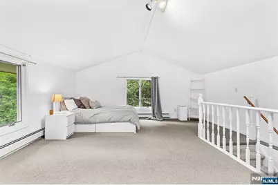 8 Halsey Lane, Closter, NJ 07624 - Photo 7