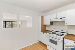 1150 River Road 4H, Edgewater, NJ 07020 - Photo 17