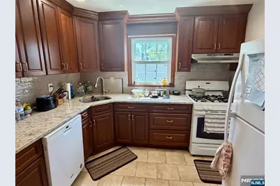 125 McKinley Avenue, Lodi, NJ 07644 - Photo 9
