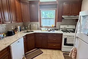 125 McKinley Ave, Lodi, NJ 07644 - Photo 9