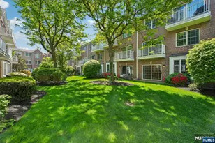 102 Abbie Ct, West New York, NJ 07093 - Photo 29